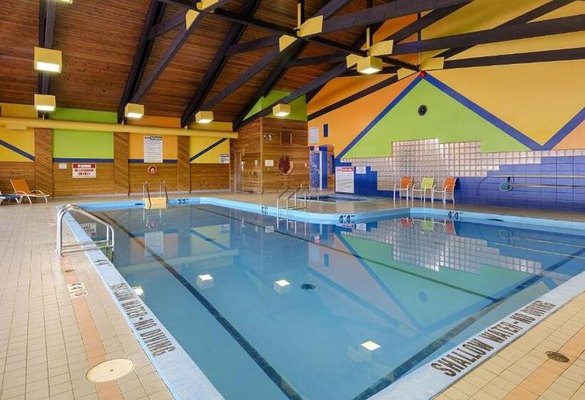 Номер Стандарт 2 Двуспальные Кровати, Best Western Plus Norwester Hotel & Conference Centre