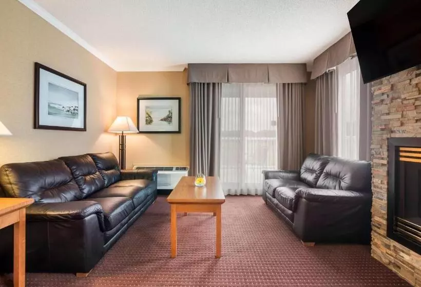 سوئیت با تخت بزرگ, Best Western Plus Norwester Hotel & Conference Centre