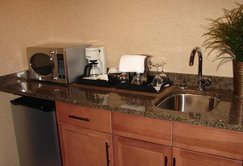 جناح سرير كينج, Best Western Plus Norwester Hotel & Conference Centre