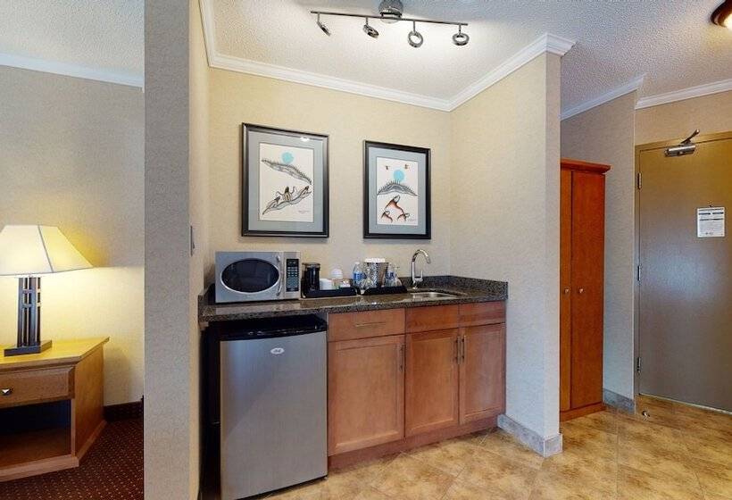 Люкс, Best Western Plus Norwester Hotel & Conference Centre