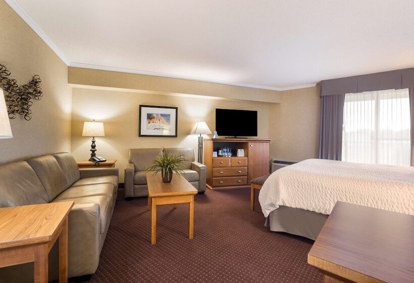 جناح, Best Western Plus Norwester Hotel & Conference Centre