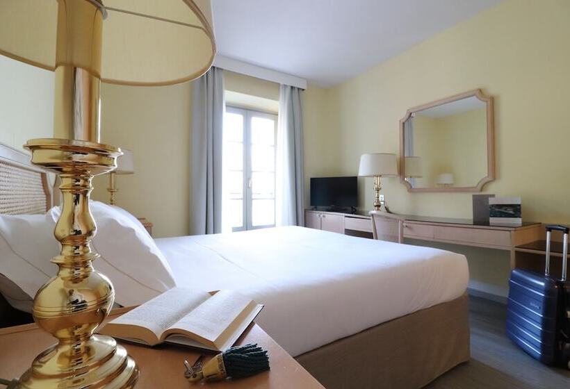 标准三人间, Shg Hotel Villa Carlotta