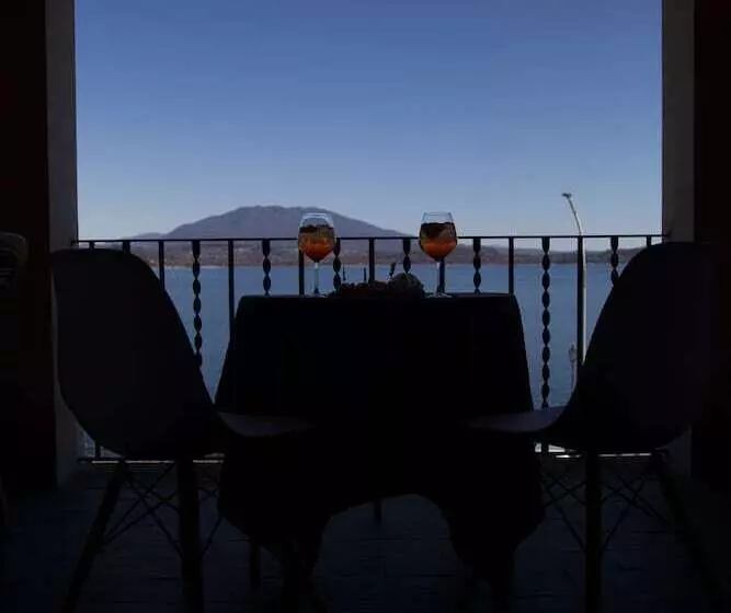 レイクビュークラシックルーム, Shg Hotel Villa Carlotta