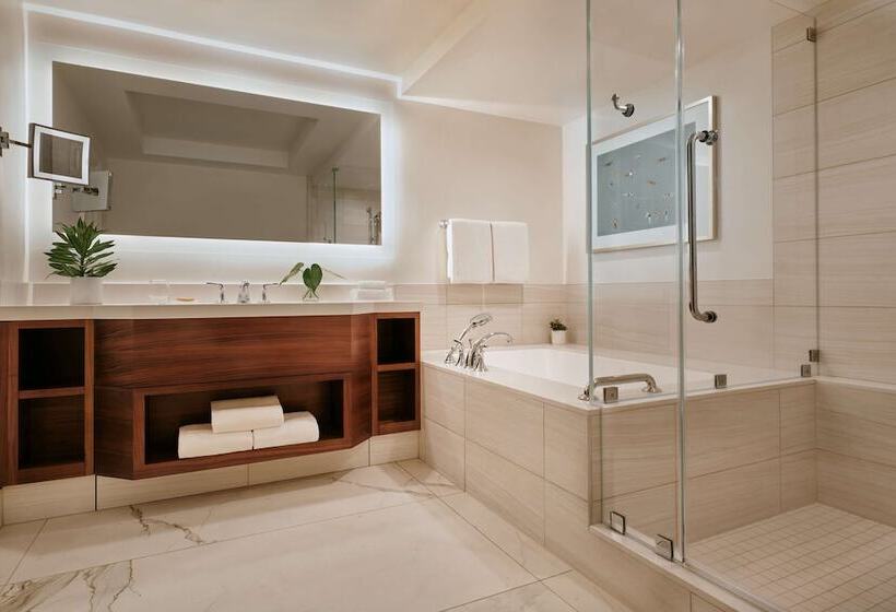 带2个双人床的标准工作室, Grand Wailea Maui, A Waldorf Astoria Resort