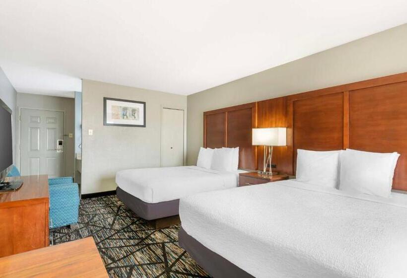 Номер Стандарт, Best Western Near Lackland Afb Sea World