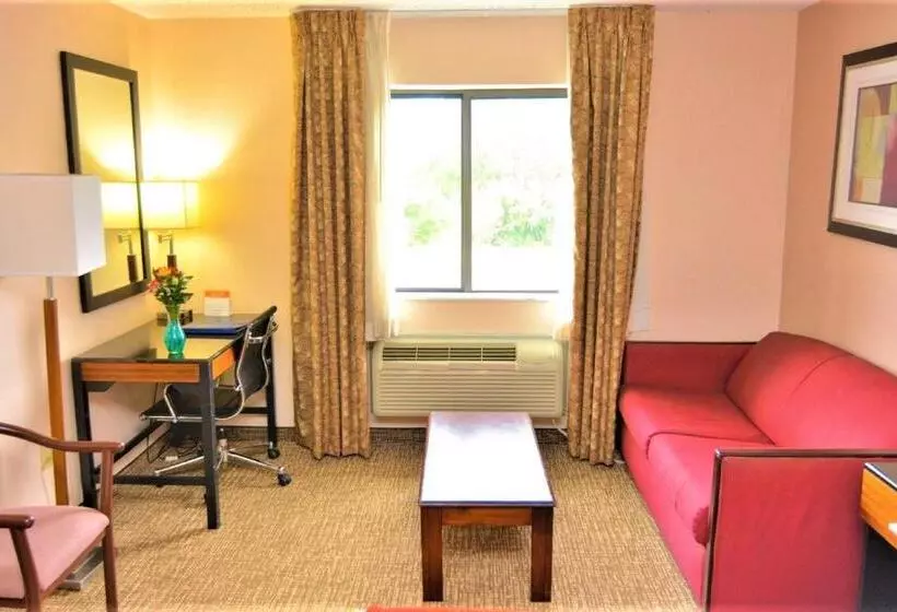 اتاق استاندارد با تخت بزرگ برای معلولان, Surestay Plus By Best Western Reading North
