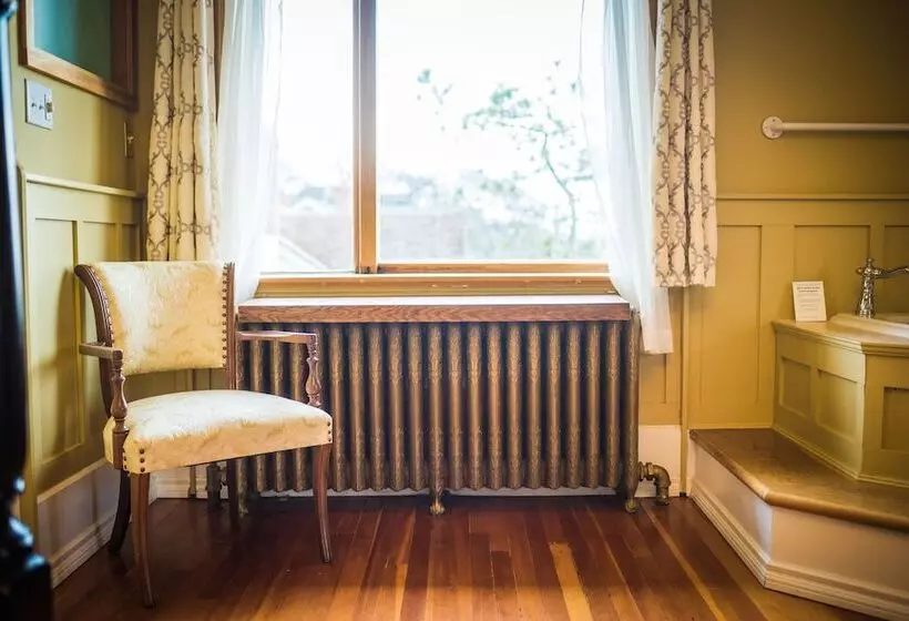 スタンダードルーム, Dashwood Manor Seaside Bed & Breakfast