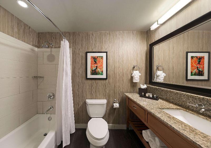 스탠다드 룸 킹사이즈 침대, Jamaica Bay Inn Marina Del Rey Tapestry Collection By Hilton