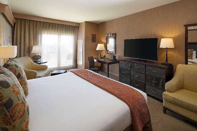 스탠다드 룸 킹사이즈 침대, Jamaica Bay Inn Marina Del Rey Tapestry Collection By Hilton