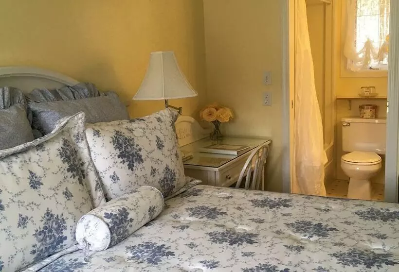 Standard-huone Parivuode, Lakeside Country Inn