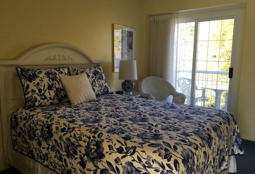 Номер Стандарт Двуспальная Кровать, Lakeside Country Inn