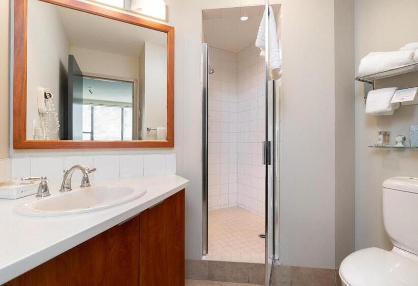 자쿠지 스위트, Ocean Promenade