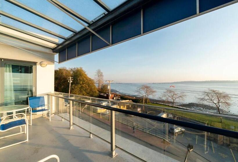 자쿠지 스위트, Ocean Promenade