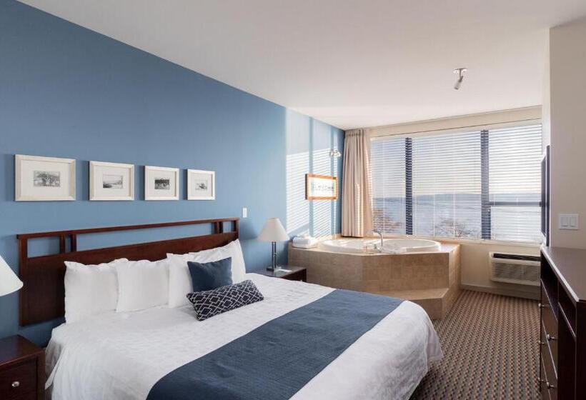 자쿠지 스위트, Ocean Promenade