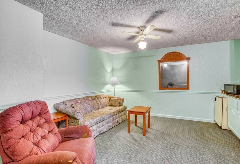 Люкс, Presidential Suites Tulsa