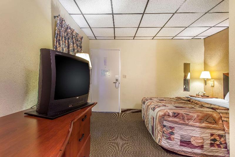 スタンダードルーム, Rodeway Inn North