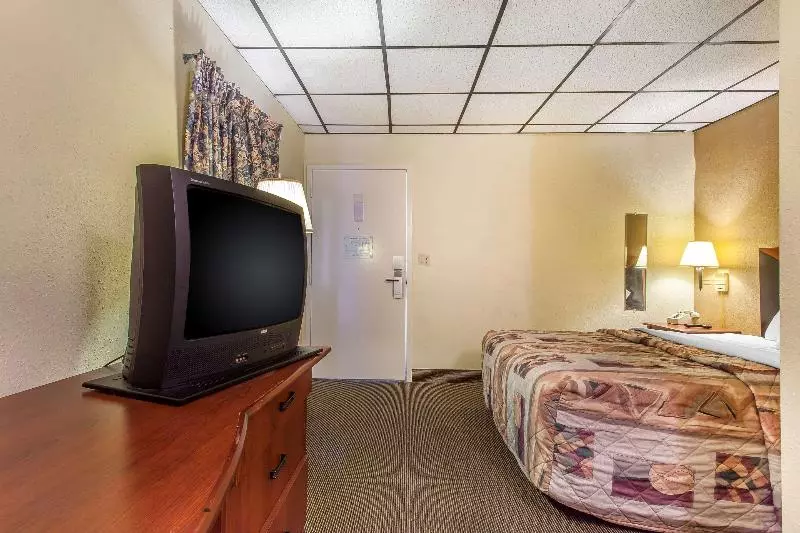 Standard-huone, Rodeway Inn North