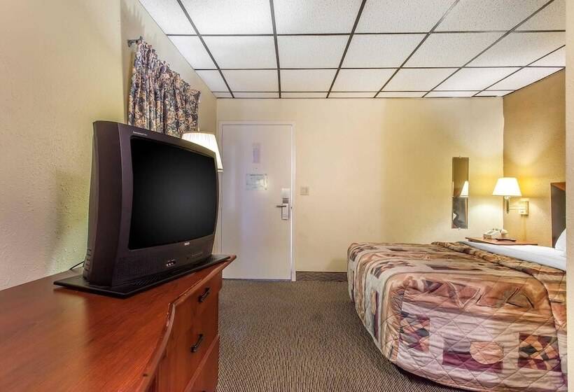 Номер Стандарт, Rodeway Inn North