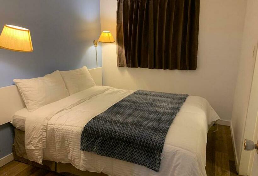 סוויטה, Swiss Sunset Inn