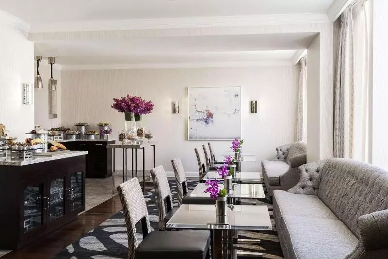 اتاق کلاب, The Ritzcarlton, San Francisco