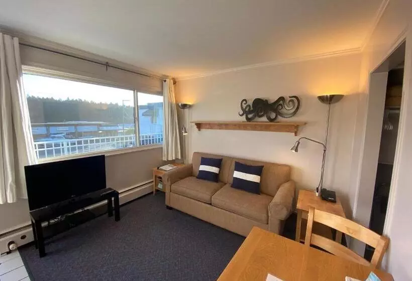 اتاق استاندارد با 2 تخت دوبل, Buccaneer Inn