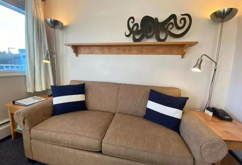 اتاق استاندارد با 2 تخت دوبل, Buccaneer Inn
