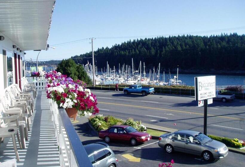 스위트 킹사이즈 침대, Buccaneer Inn