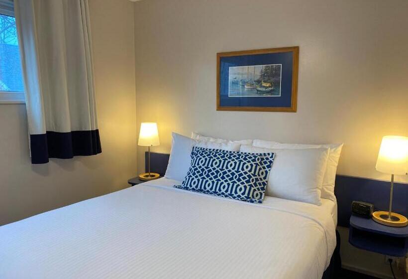 스위트, Buccaneer Inn