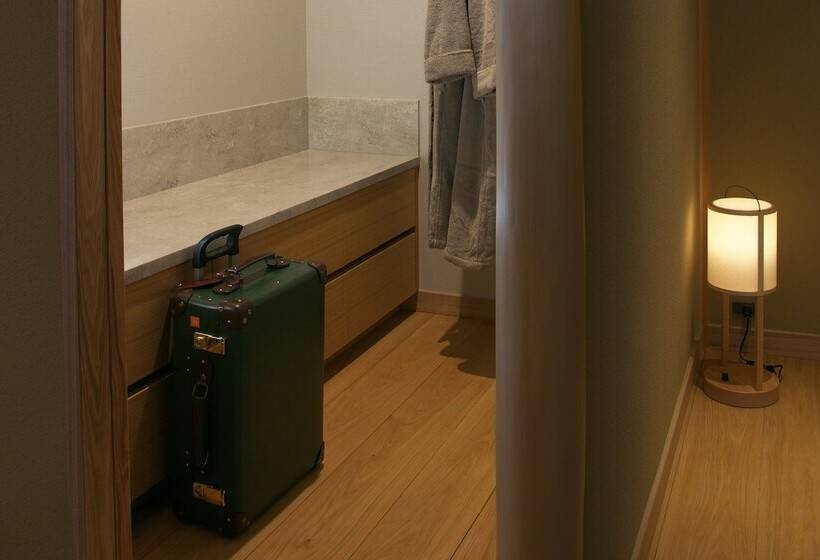 جناح ديلوكس, Arima Onsen Takayamaso Hanano