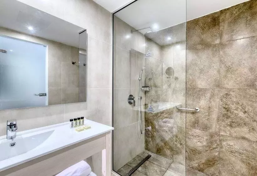 Superior swim-up room with sea view, Atlantica Sungarden Beach