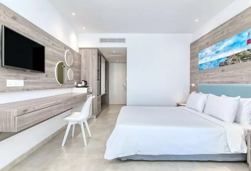 Superior swim-up room with sea view, Atlantica Sungarden Beach