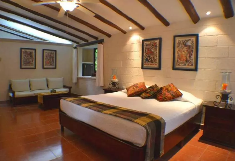 マスタースイートルーム, Hacienda Chichen Resort And Yaxkin Spa
