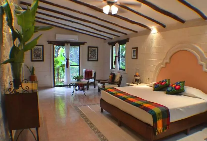 マスタースイートルーム, Hacienda Chichen Resort And Yaxkin Spa