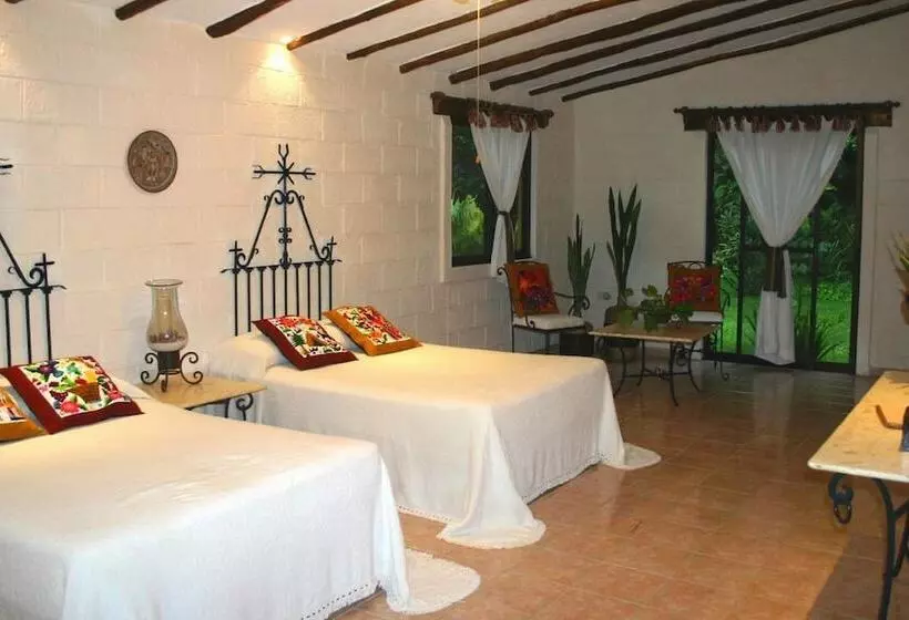 マスタースイートルーム, Hacienda Chichen Resort And Yaxkin Spa