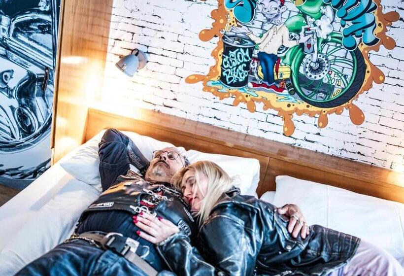 اتاق استاندارد, Boutique Hotel Kronenhof