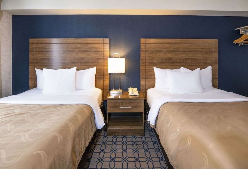 غرفه قياسيه سريرين مزدوجين, Quality Suites