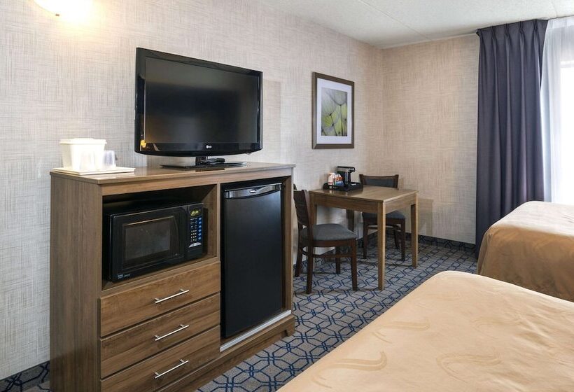 غرفه قياسيه سريرين مزدوجين, Quality Suites