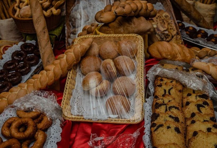 اتاق استاندارد یک نفره, Sand Beach Resort