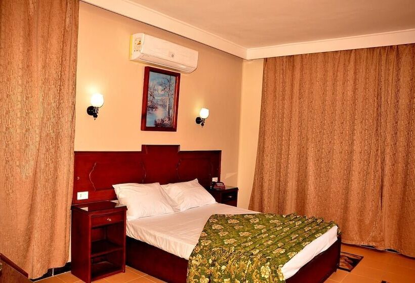 اتاق استاندارد یک نفره, Sand Beach Resort