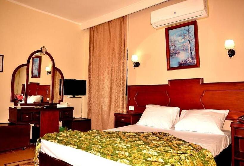 اتاق استاندارد یک نفره, Sand Beach Resort