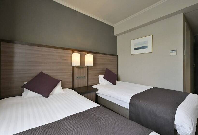 Номер Стандарт, Takamatsu Kokusai