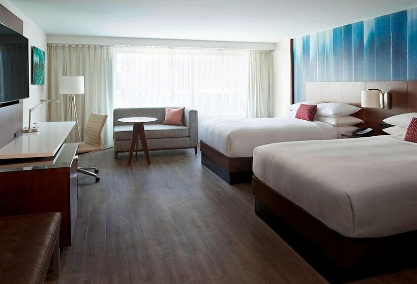 带2个双人床的标准工作室, Toronto Marriott City Centre