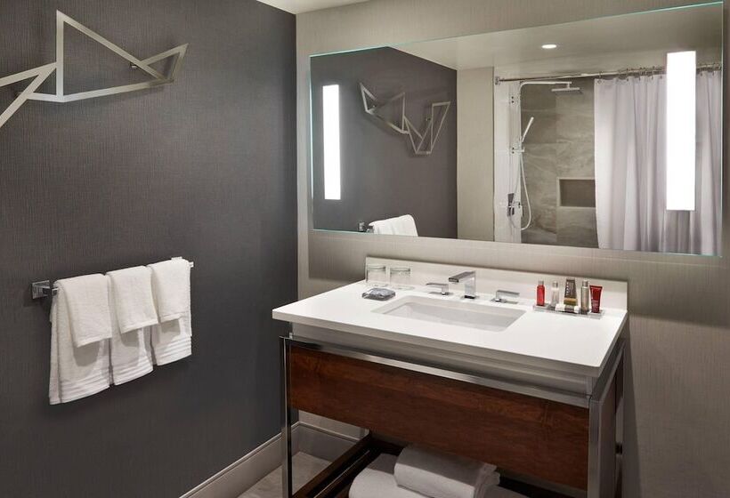 带城市景观的套间, Toronto Marriott City Centre