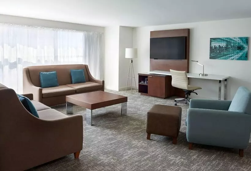 مجموعه ویستا شهر, Toronto Marriott City Centre