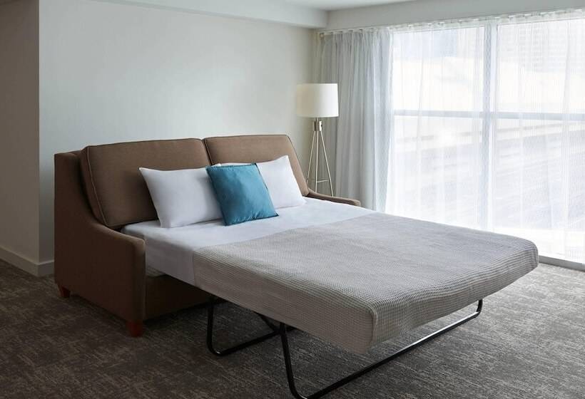 带城市景观的套间, Toronto Marriott City Centre