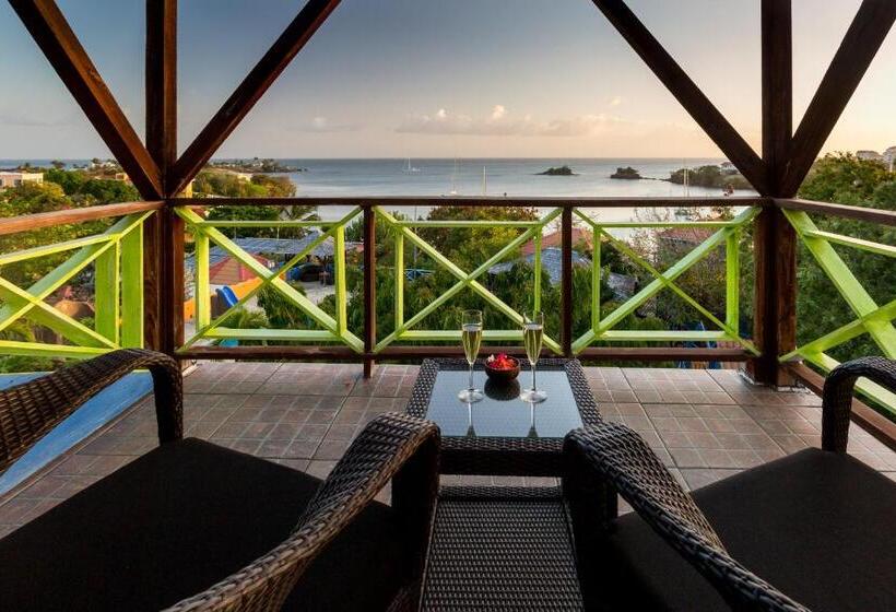 Deluxe Suite King Bed, True Blue Bay Resort