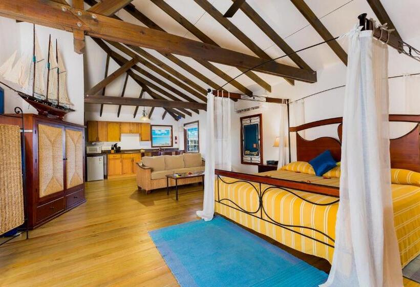 Deluxe Suite King Bed, True Blue Bay Resort