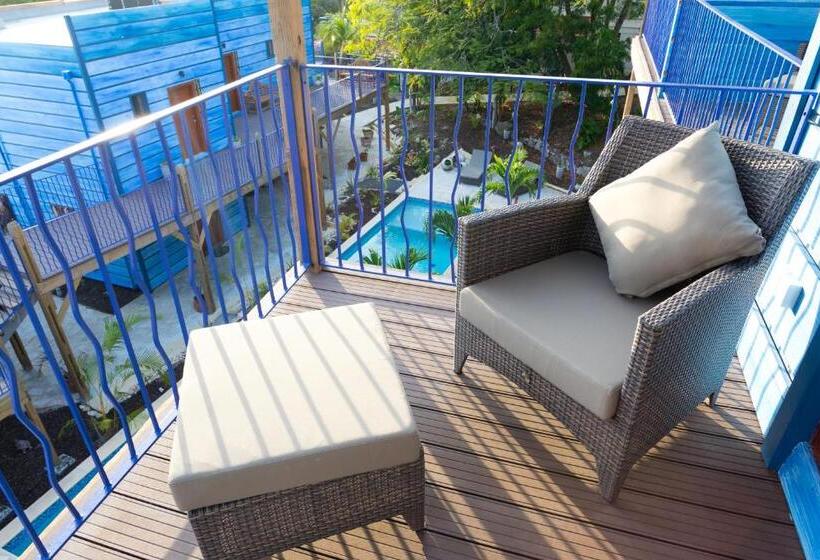 Deluxe Suite King Bed, True Blue Bay Resort