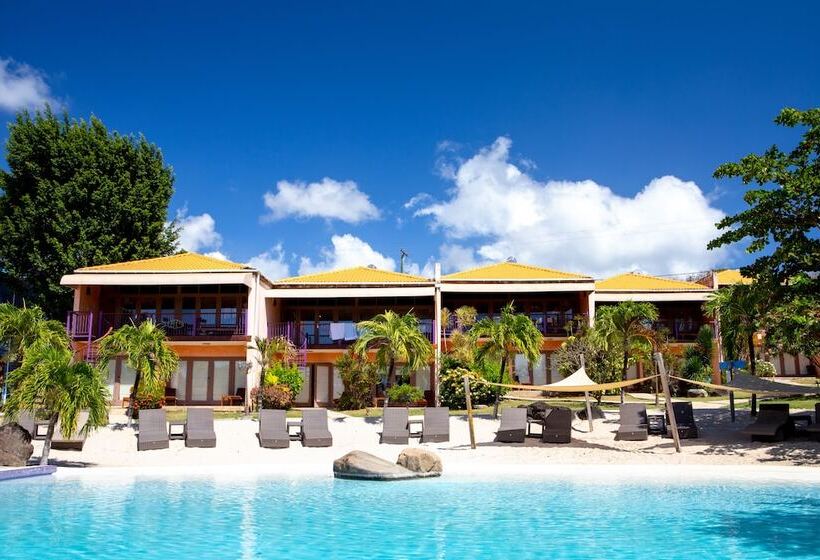 ویلای 2 خوابه, True Blue Bay Resort