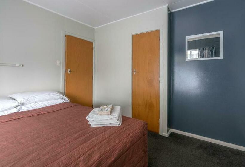 Семейные Апартаменты, Sierra Beachfront Motel